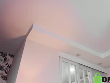 adelanovela cam preview