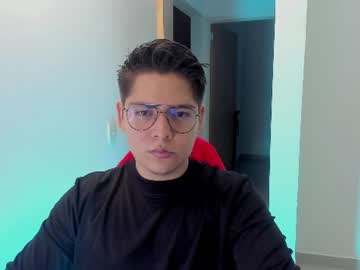 asta_kuro cam preview
