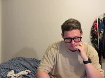 danielbelow cam preview