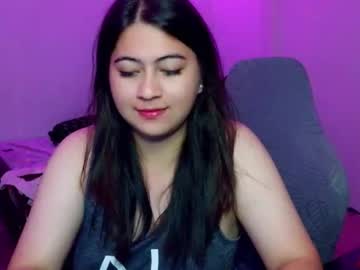 dreamycreamyst cam preview