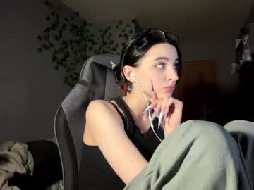 elinorashfield cam preview