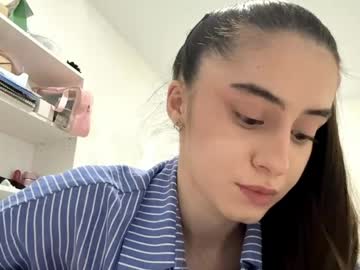 evitamoodie cam preview