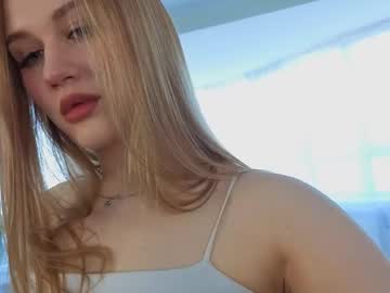 lachelleellwanger cam preview