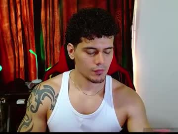 loganandrwz cam preview