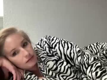 luckycharm_888 cam preview