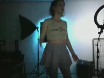 miaellababy cam preview