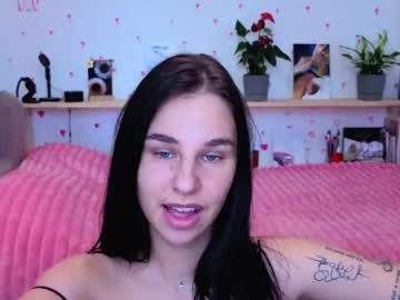 Molly live webcam preview