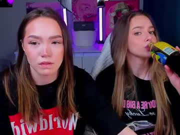 top_twins cam preview