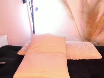 tylla__ cam preview