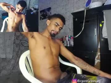 R live webcam preview